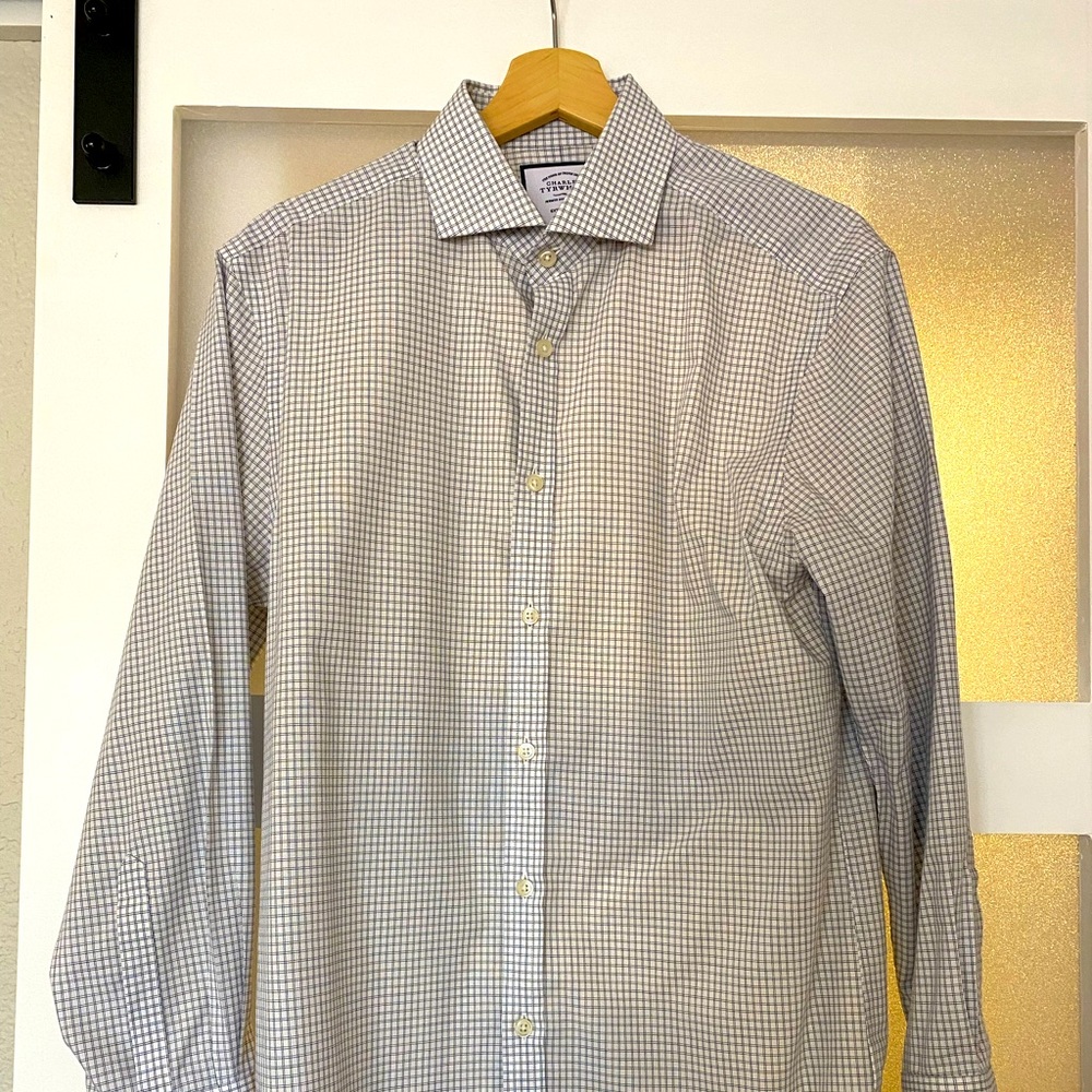 Charles Tyrwhitt dress shirt size 15.5 x 32 (small) EUC
